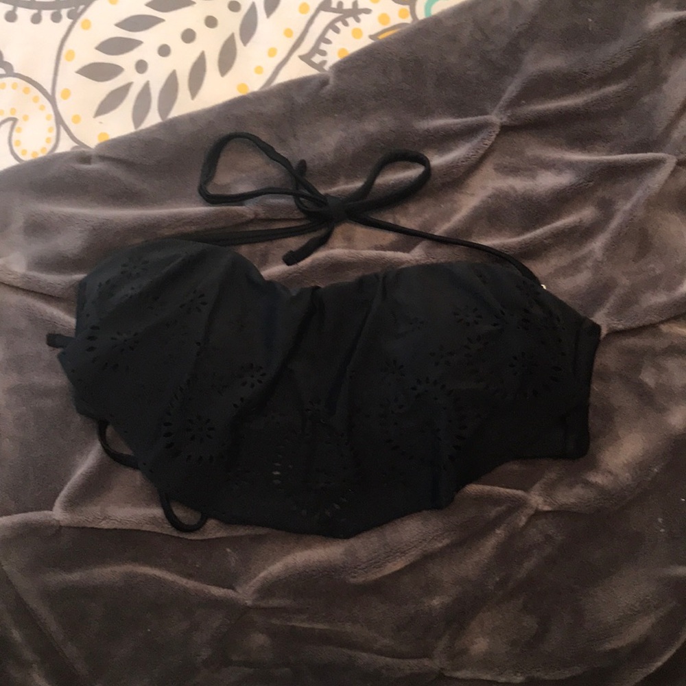 Patterned target bikini top, w/ adjustable straps